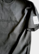 Ddd. Damndangdarn. Box Polo Tee (Sumi Black) [7,000+税]